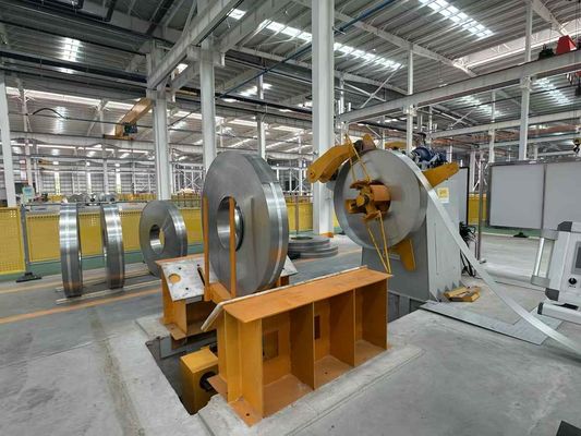 kaufen 3Phase 300mm CZ Purlin Roll Forming Machine U Purlins Metalldachrollen Former online manufacture