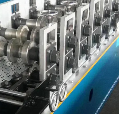 kaufen CE-Maschine zur Herstellung von Stromkabelträgern online manufacture