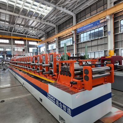 Automatische Änderung Omega Profilformmaschine mit 1-Jahres-Garantie lange Lebensdauer und unendliche Größenfähigkeit